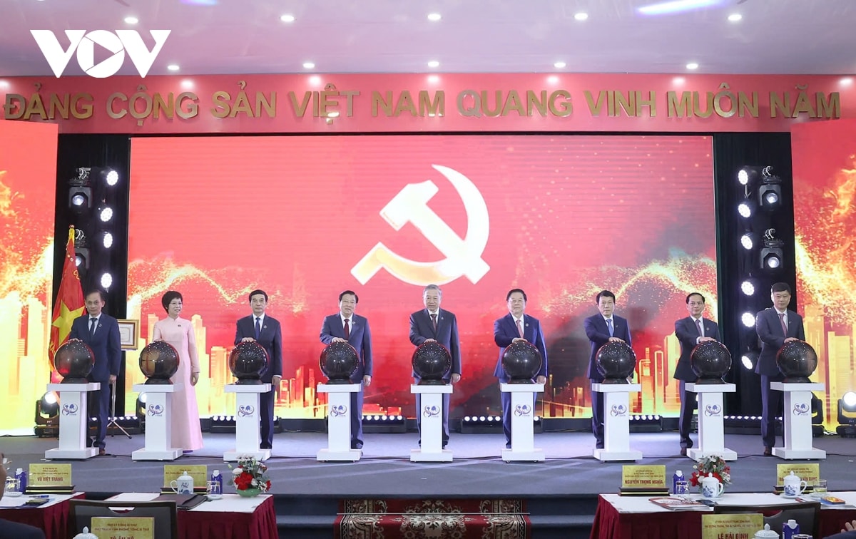 tong bi thu ttxvn lam tot hon nua viec xay dung co so du lieu trong ky nguyen so hinh anh 3
