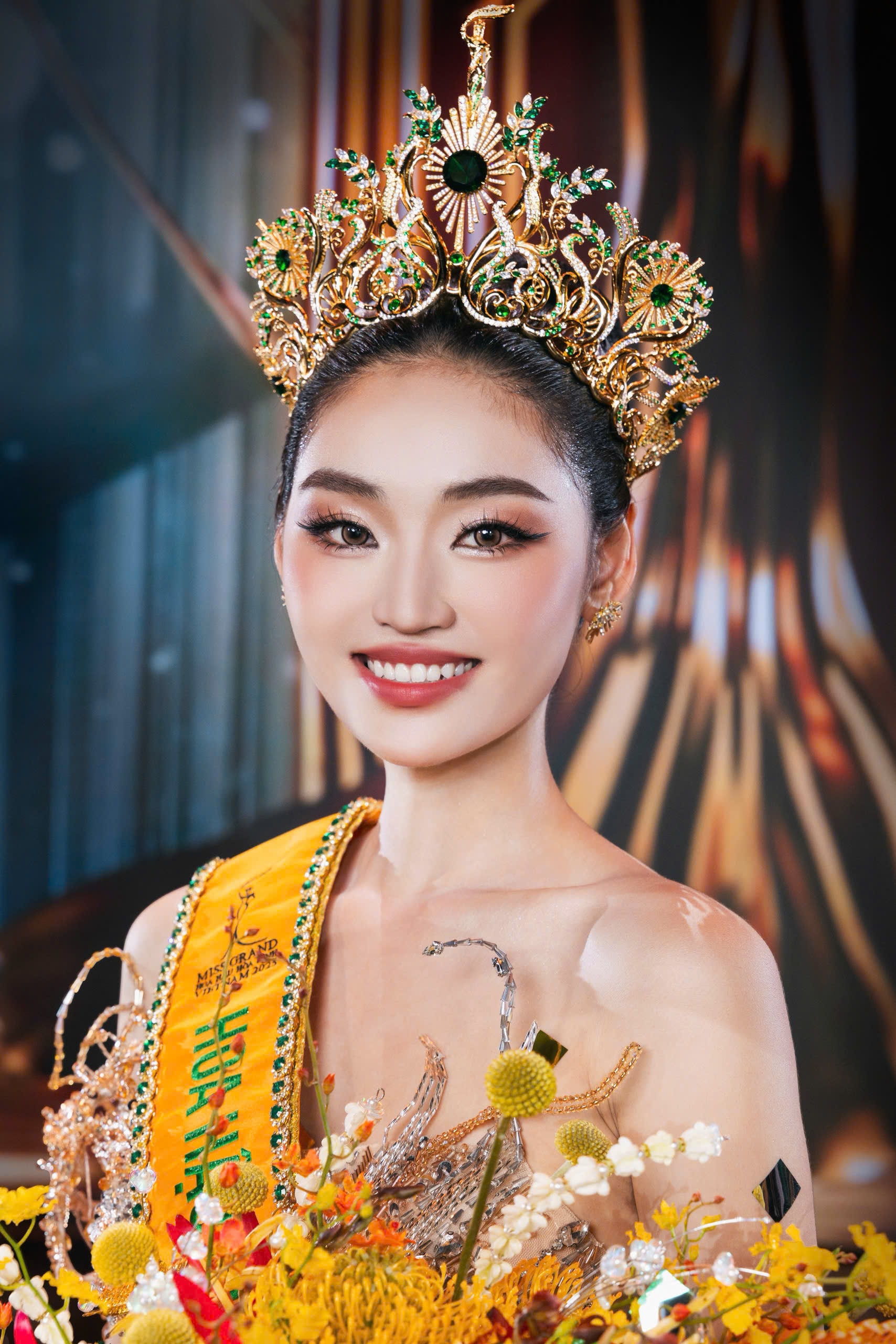 Nguyễn Thị Yến Nhi đăng quang Miss Grand Vietnam 2025.