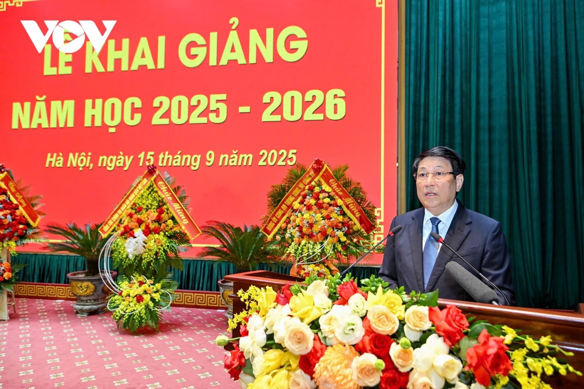 chủ tịch nước lương cường dự khai giảng năm học 2025-2026 tại học viện quốc phòng hình ảnh 3 chu tich nuoc luong cuong du khai giang nam hoc 2025-2026 tai hoc vien quoc phong hinh anh 3