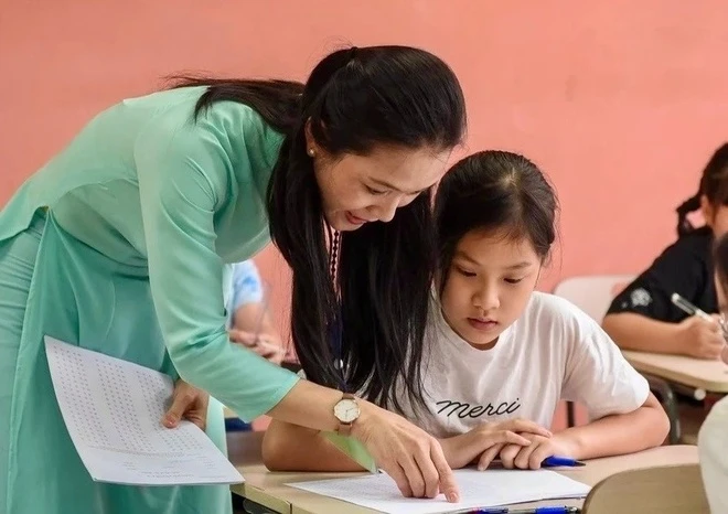 Từ 31/10, học sinh vi phạm kỷ luật sẽ bị nhắc nhở, phê bình hoặc cao nhất là viết bản tự kiểm điểm, thay vì bị đình chỉ học như hiện nay. (Ảnh minh hoạ)