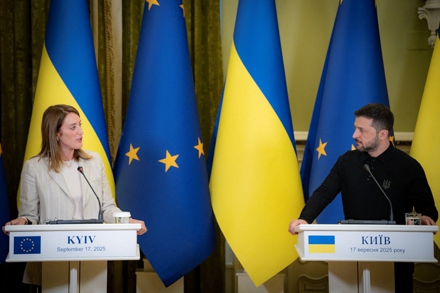 Ong zelensky ukraine can 120 ty usd de duy tri kha nang phong thu truoc nga hinh anh 1
