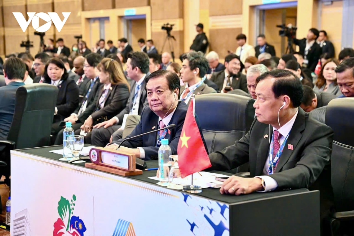 quoc hoi viet nam sat canh voi aipa de bien khat vong asean thanh hien thuc hinh anh 2