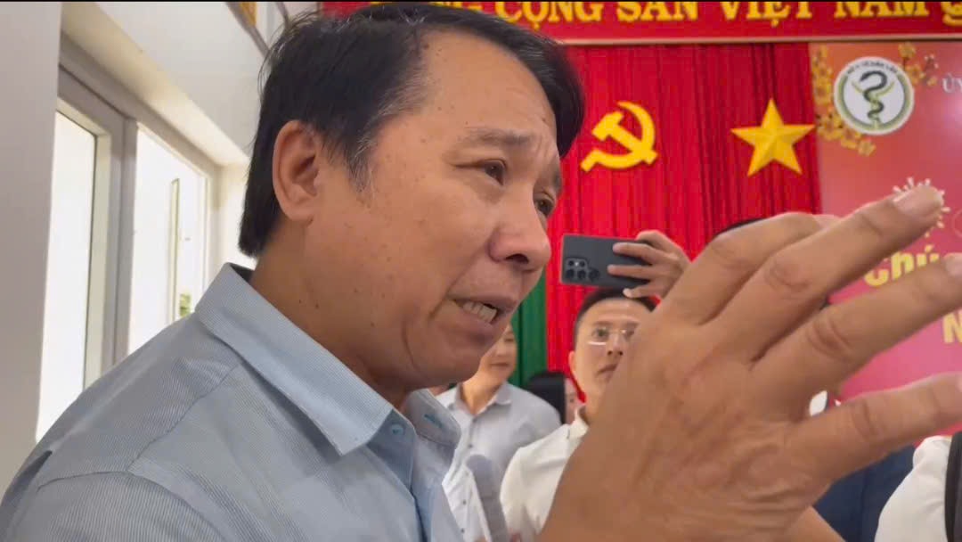Giám đốc Bệnh viện đa khoa vùng Tây Nguyên bật khóc nói 