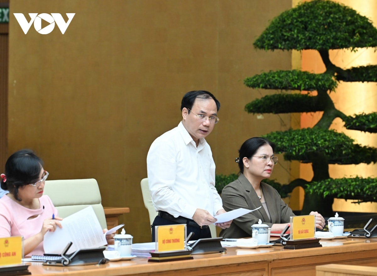 thu tuong phai tra loi duoc tai sao gia nha chung cu lai cao mai hinh anh 1