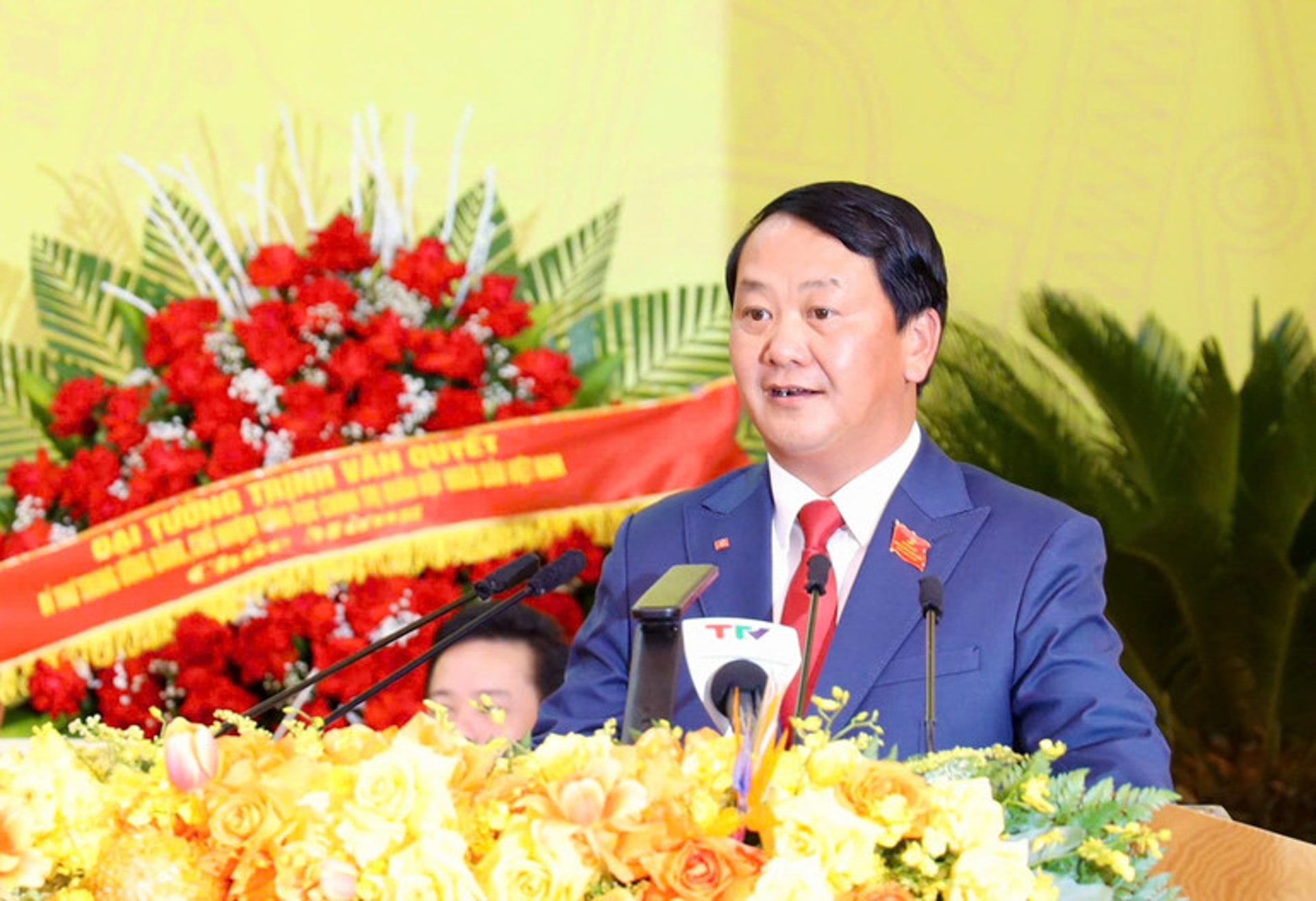 Bí thư Tỉnh ủy Tuyên Quang Hầu A Lềnh phát biểu khai mạc Đại hội. (Ảnh: Trung tâm báo chí Đại hội)