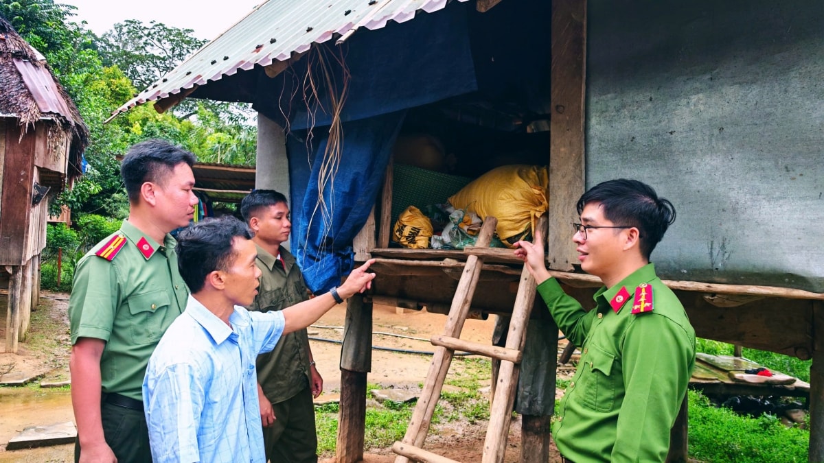 thanh uy Da nang yeu cau khong chu quan voi bao so 10 hinh anh 1