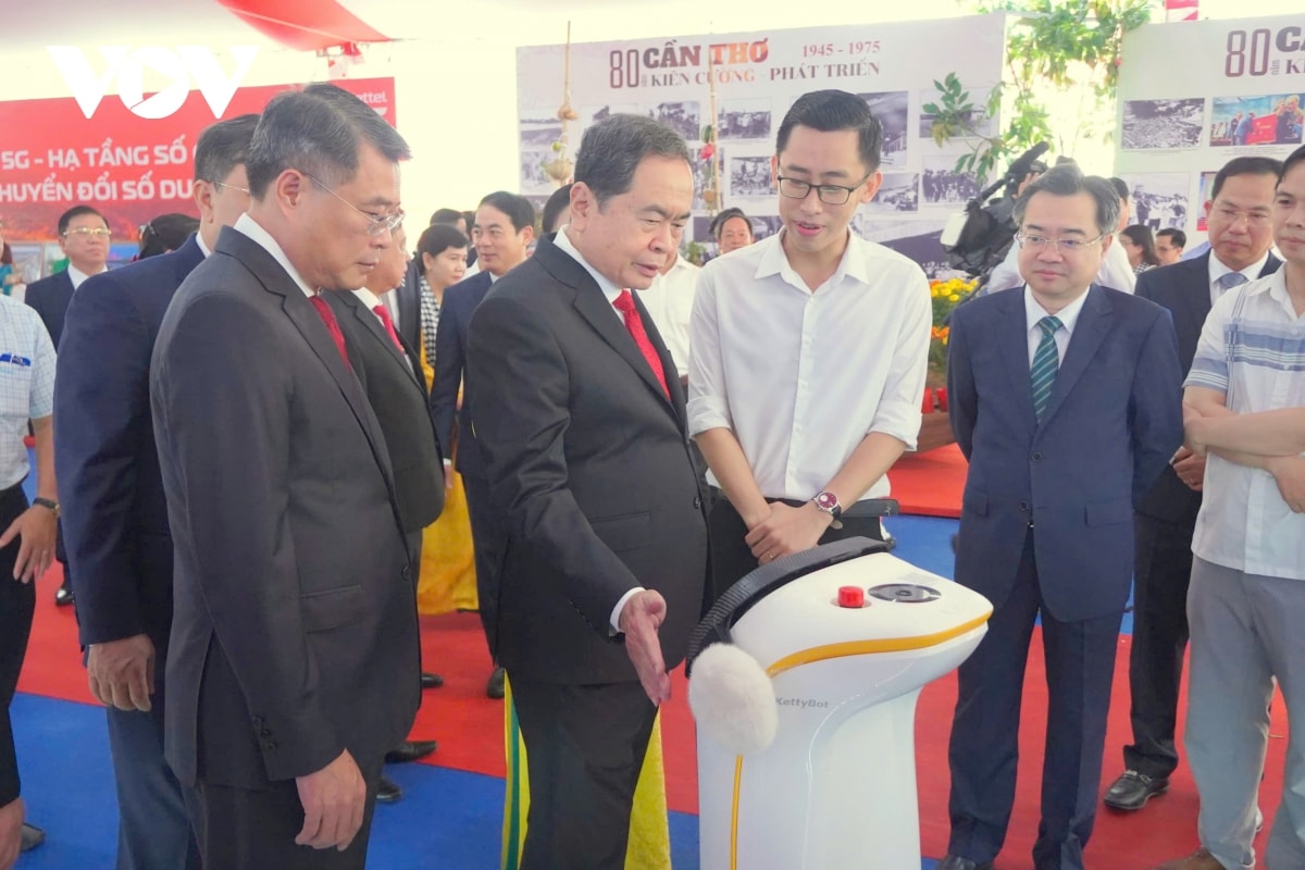 chủ tịch quốc hội dự Đại hội Đảng bộ tp cần thơ lần thứ nhất, nhiệm kỳ 2025 - 2030 hình ảnh 4 chu tich quoc hoi du Dai hoi Dang bo tp can tho lan thu nhat, nhiem ky 2025 - 2030 hinh anh 4