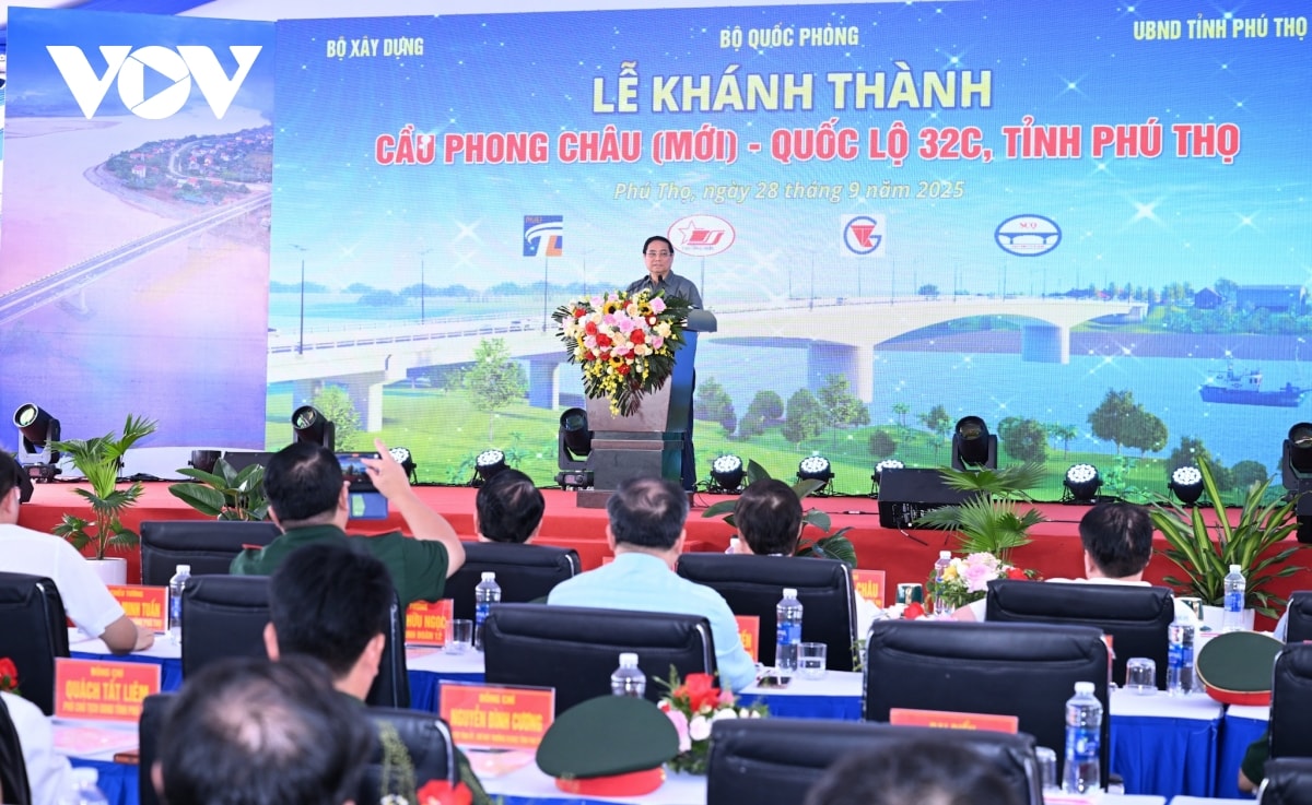 thu tuong cau phong chau - nhip cau han gan vet thuong, nhan len niem hanh phuc hinh anh 2