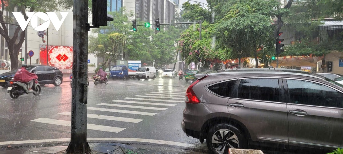 hoan luu bao so 10 anh huong the nao toi thoi tiet ha noi hinh anh 1