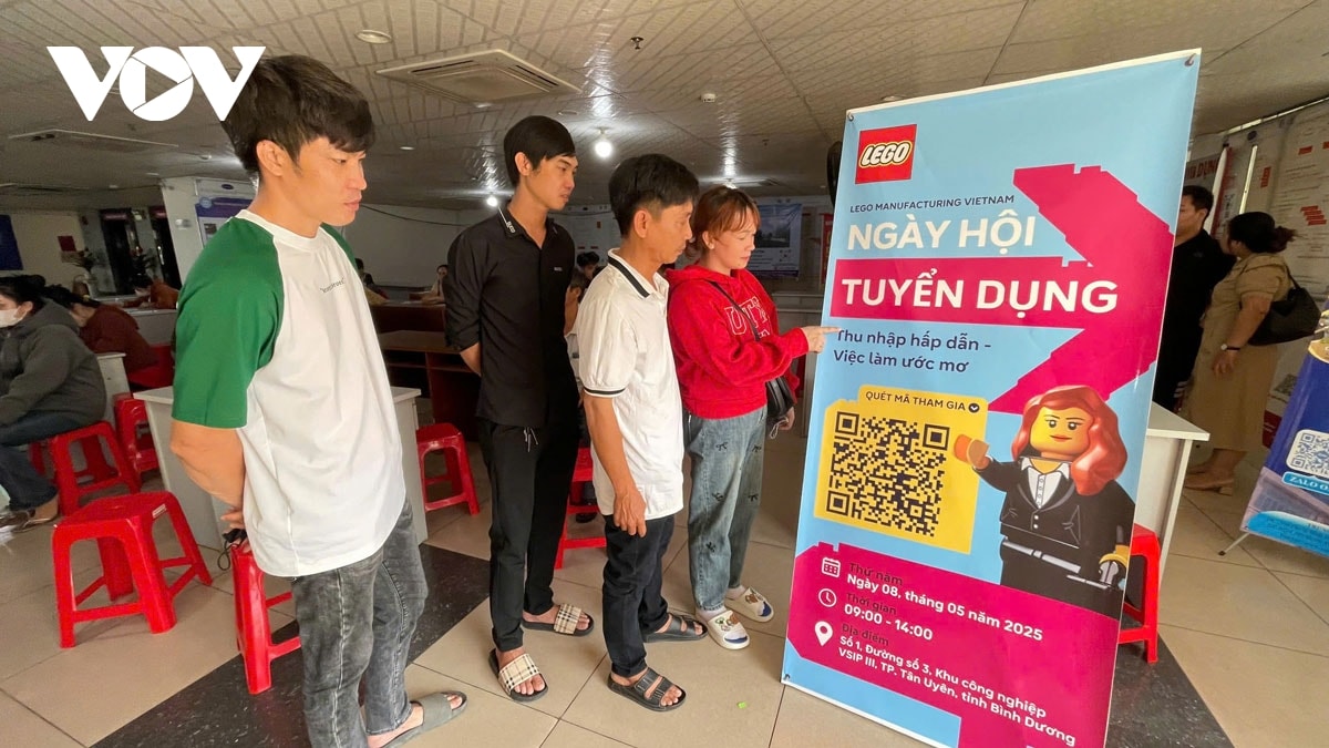 doanh nghiep tp.hcm buoc vao cuoc dua tim cong nhan cho don hang cuoi nam hinh anh 6