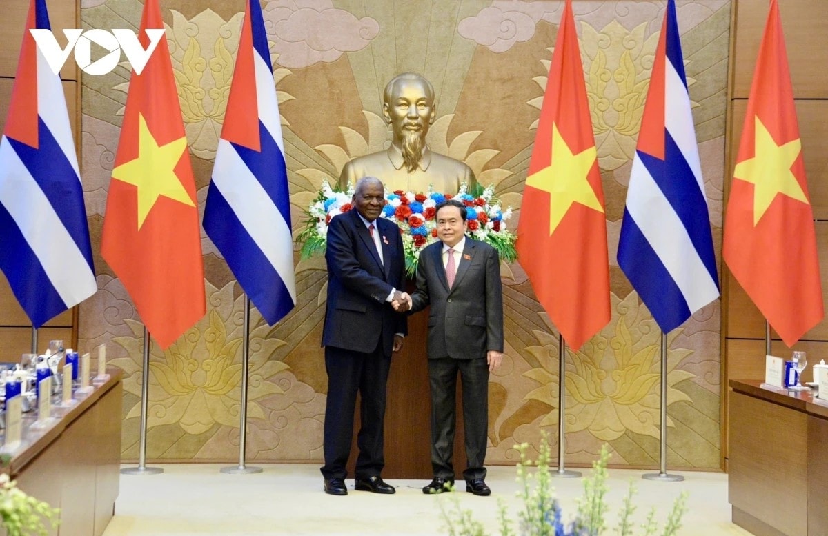 trien vong tuoi sang cho quan he viet nam - cuba nho y chi va quyet tam chung hinh anh 1