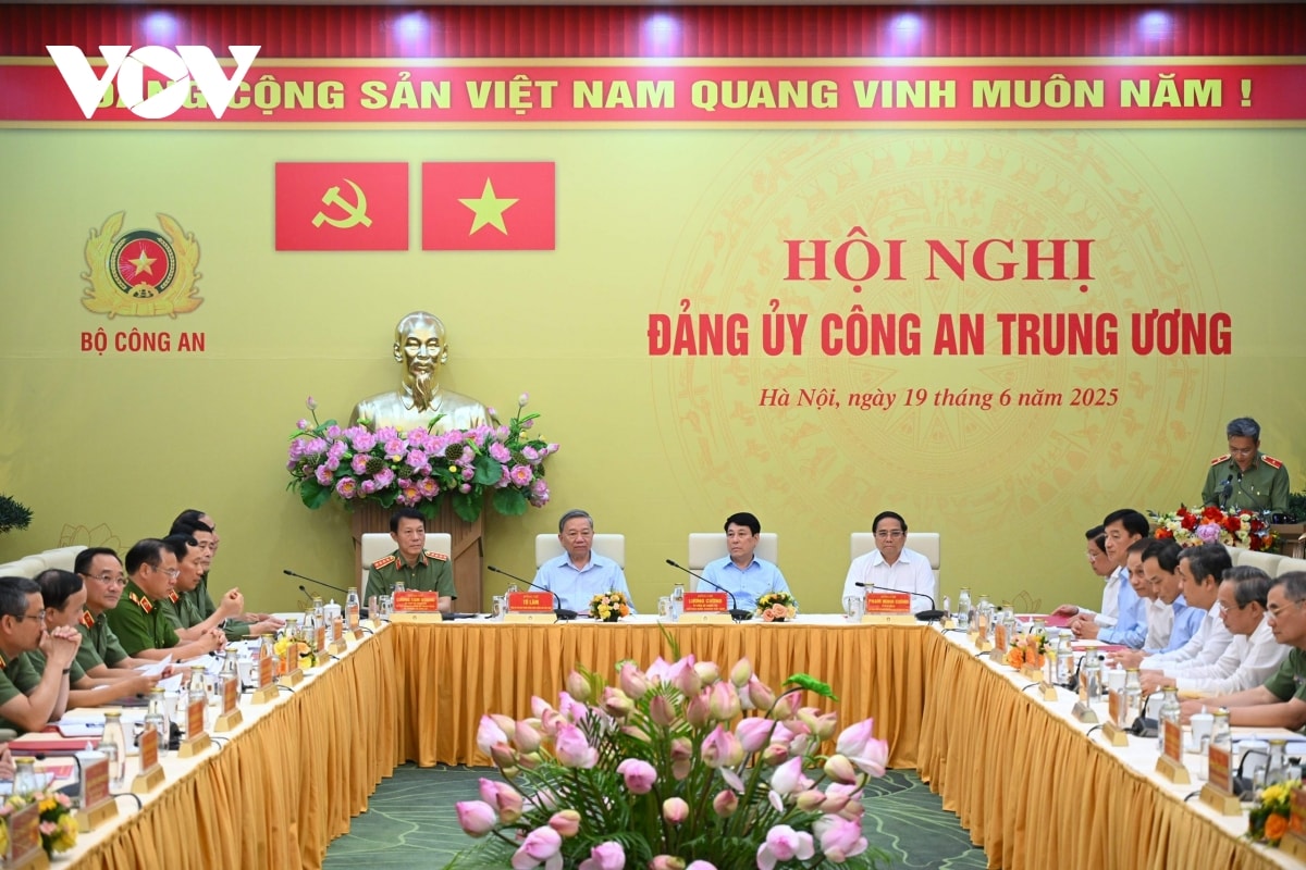 Dai hoi dai bieu Dang bo cong an trung uong lan thu viii vung mot niem tin quyet thang hinh anh 3