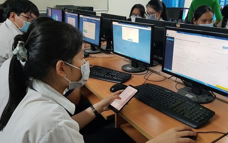 thi thpt tren may tinh tu 2027 cu hich chuyen doi so giao duc viet nam hinh anh 1