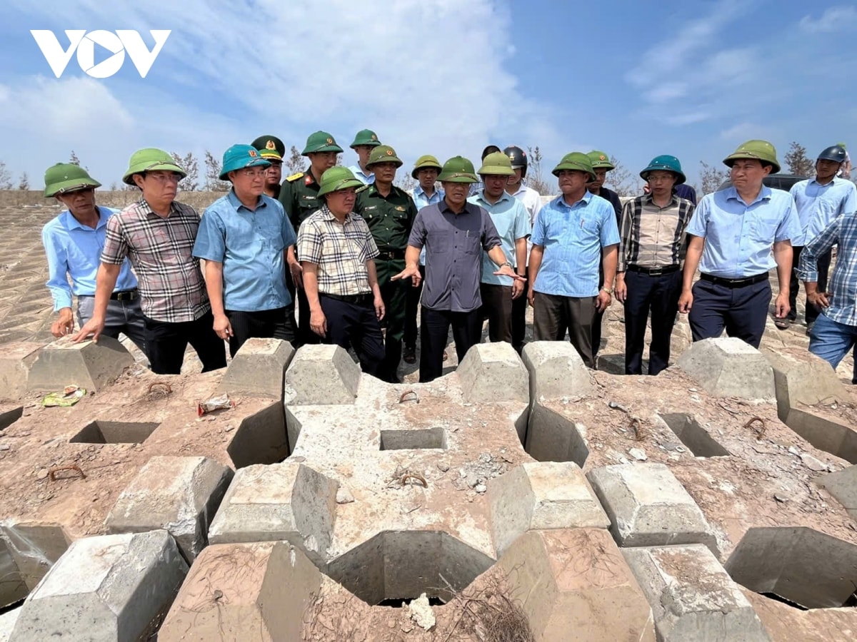 pho chu tich ubnd tinh ninh binh kiem tra cong tac ung pho bao so 11 hinh anh 1