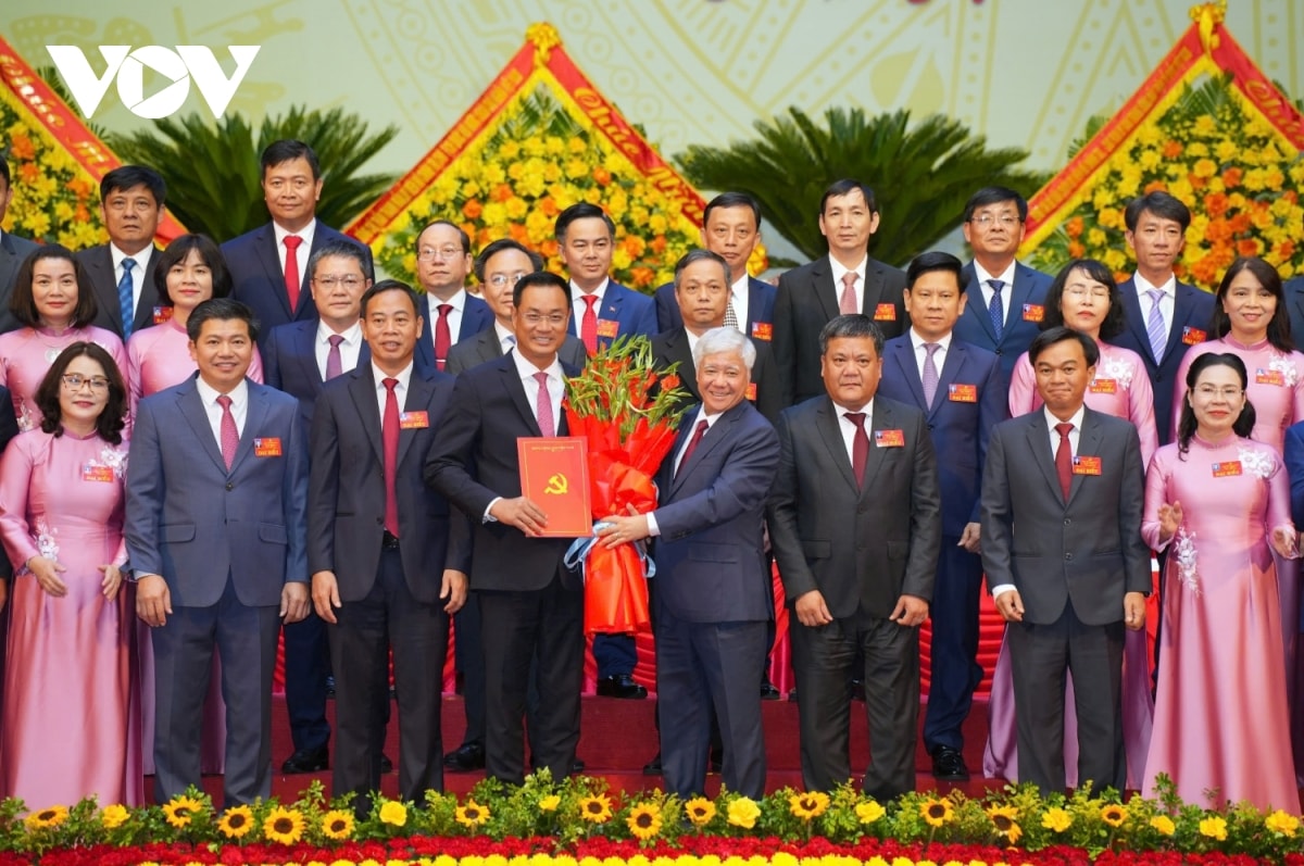 Ong le ngoc quang tiep tuc giu chuc bi thu tinh uy quang tri hinh anh 1