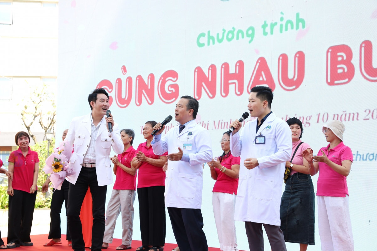 ra mắt mô hình cùng nhau bước hỗ trợ toàn diện cho bệnh nhân ung thư hình ảnh 2 ra mat mo hinh cung nhau buoc ho tro toan dien cho benh nhan ung thu hinh anh 2