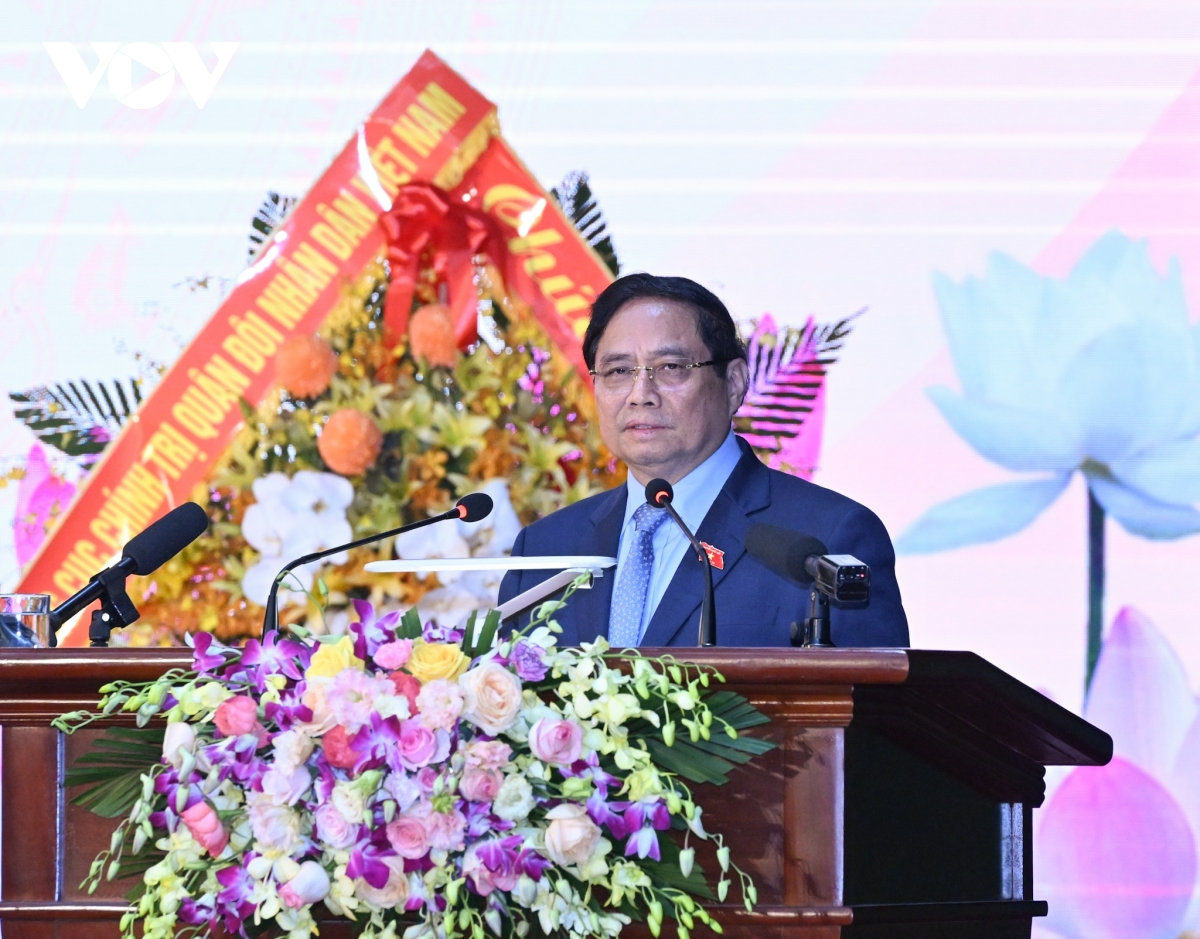 thu tuong khong de bi dong, bat ngo o tren khong va cac mat tran hinh anh 2
