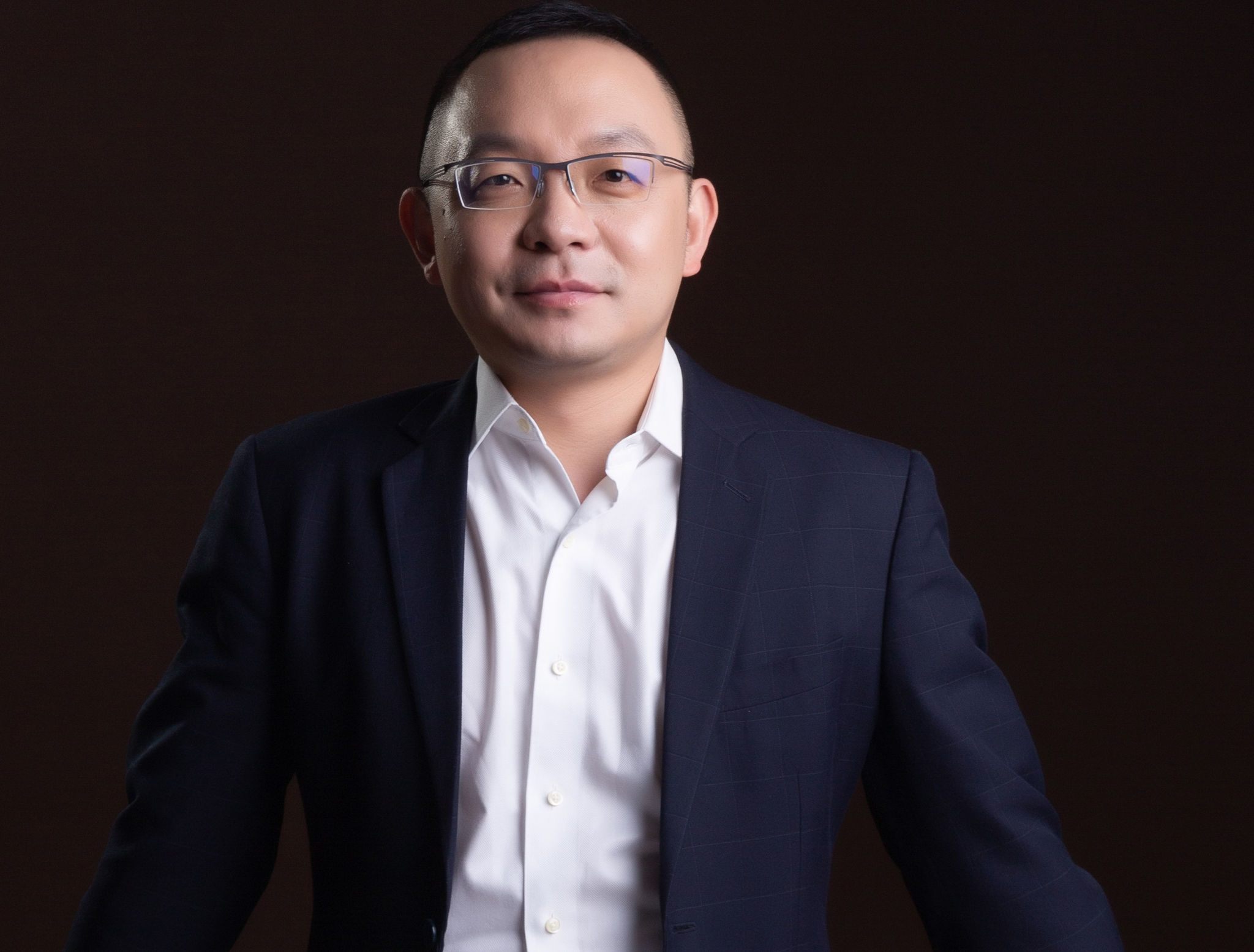 Ông Larry Hu, Giám đốc Điều hành Amazon Global Selling.