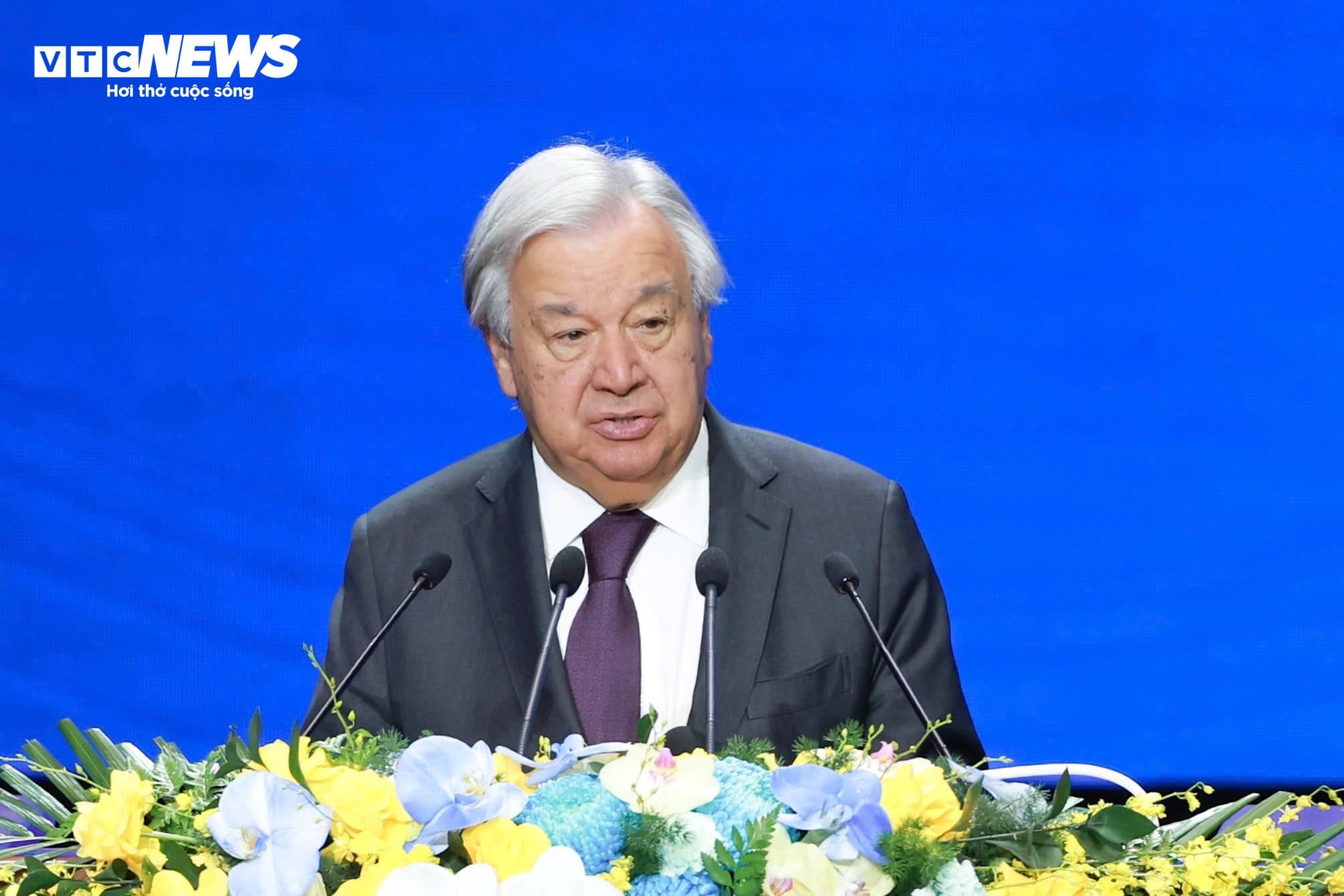 Tổng Thư ký Liên hợp quốc António Guterres phát biểu tại phiên khai mạc buổi lễ. (Ảnh: Đắc Huy)