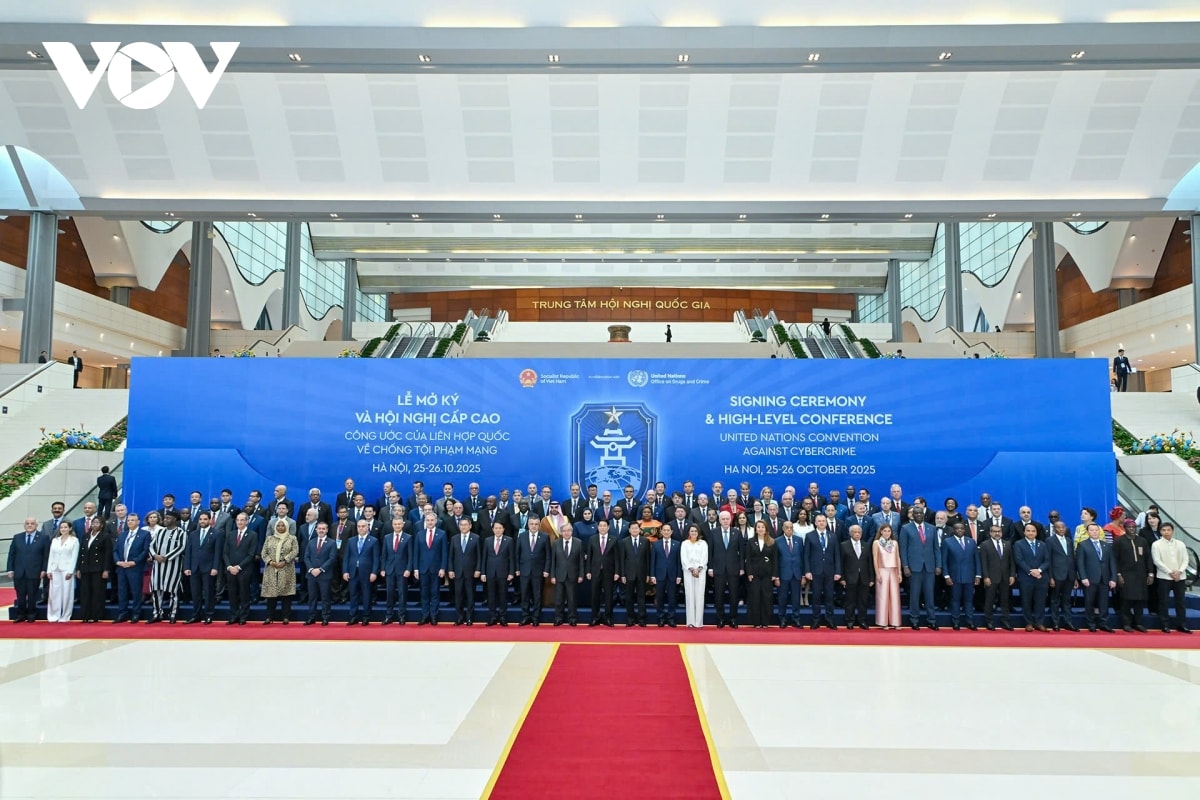 chủ tịch nước chủ trì lễ mở ký công ước của liên hợp quốc về chống tội phạm mạng hình ảnh 6 chu tich nuoc chu tri le mo ky cong uoc cua lien hop quoc ve chong toi pham mang hinh anh 6