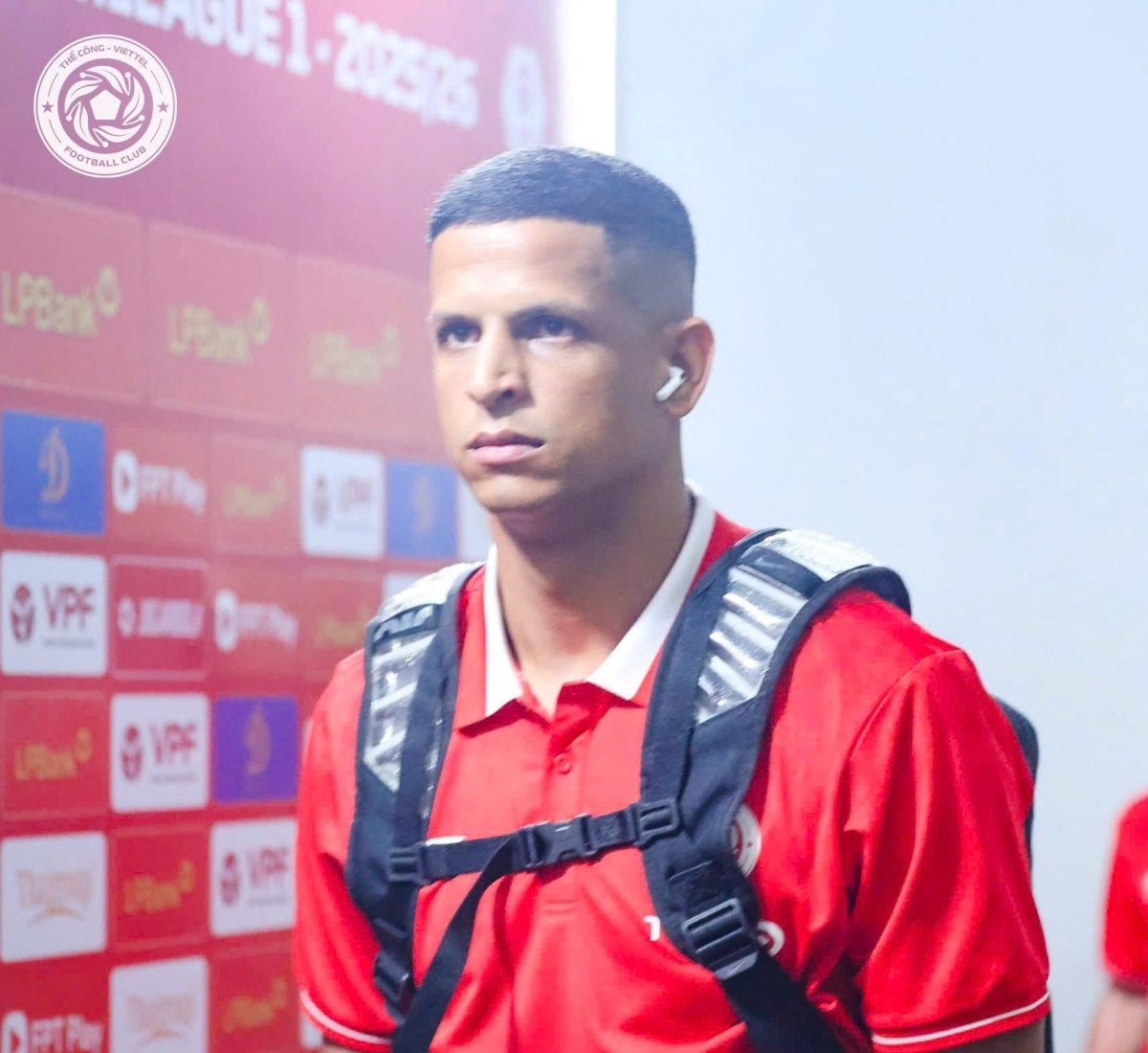 kết quả vòng 8 v-league 2025 2026 hagl đánh bại thể công viettel hình ảnh 9 ket qua vong 8 v-league 2025 2026 hagl danh bai the cong viettel hinh anh 9