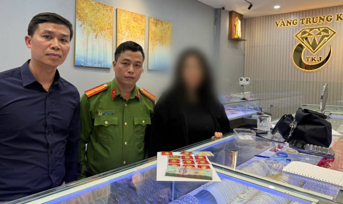 giả danh công an lừa đảo qua mạng ép nữ sinh bán vàng để phục vụ điều tra hình ảnh 1 gia danh cong an lua dao qua mang ep nu sinh ban vang de phuc vu dieu tra hinh anh 1