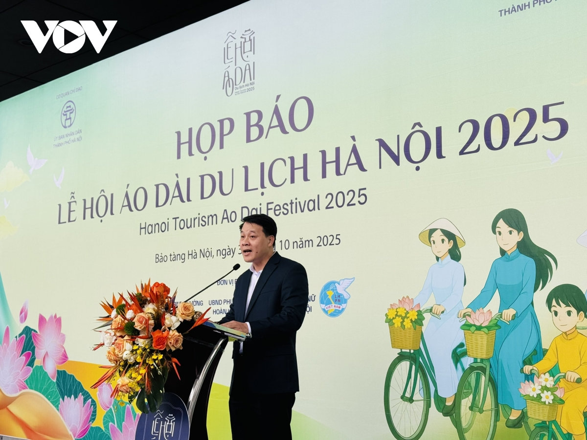 le hoi Ao dai du lich ha noi 2025 mang den trai nghiem van hoa da sac mau hinh anh 1