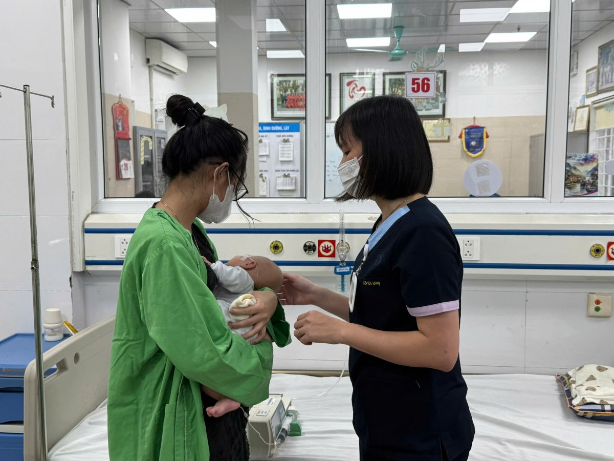 so tre mac cum a nhap vien gia tang, phan lon chua tiem vaccine hinh anh 1