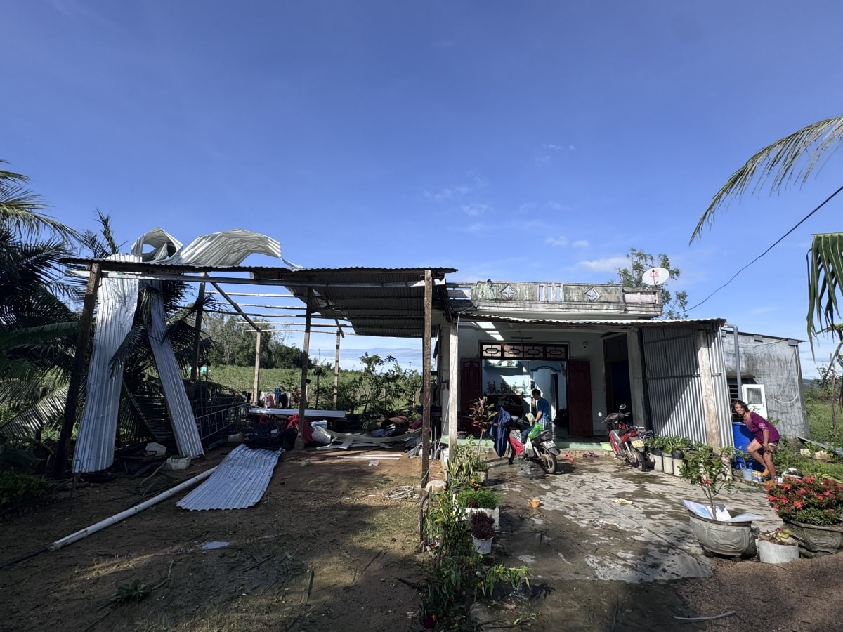 khan truong khac phuc hau qua bao so 13 on dinh doi song nguoi dan hinh anh 1