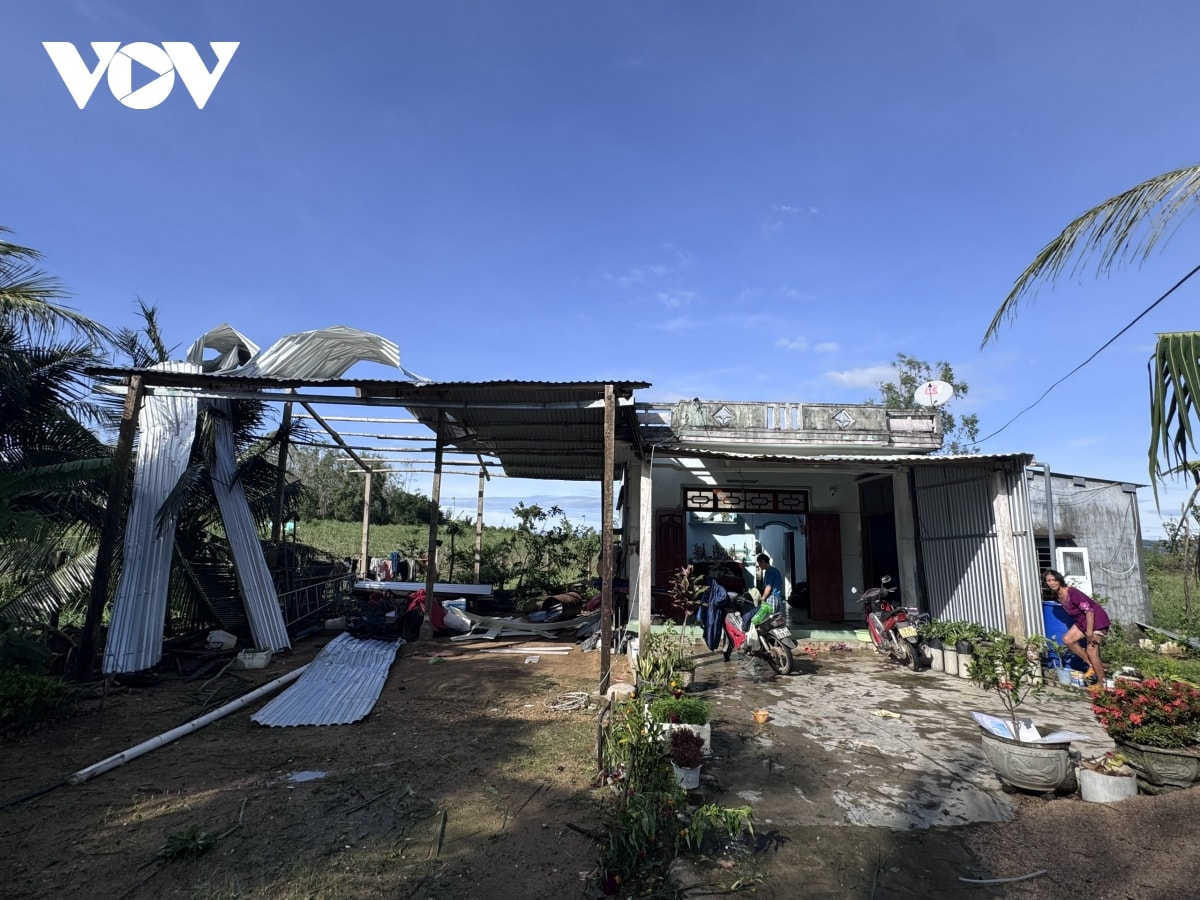 thu tuong yeu cau khan truong khac phuc hau qua bao so 13, on dinh doi song hinh anh 1