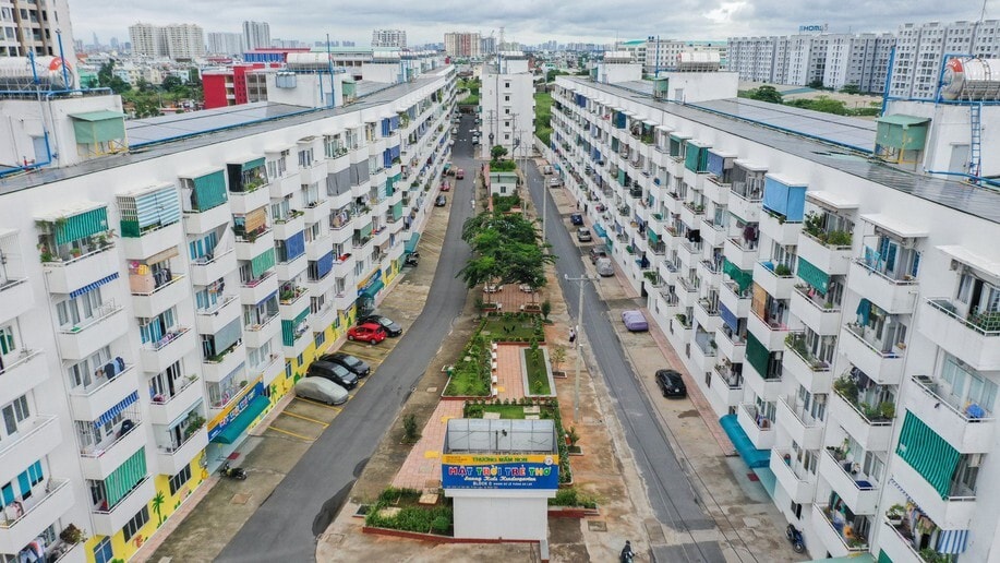 Cần nâng mức phạt, thậm chí thu hồi căn hộ bán lại trái quy định.