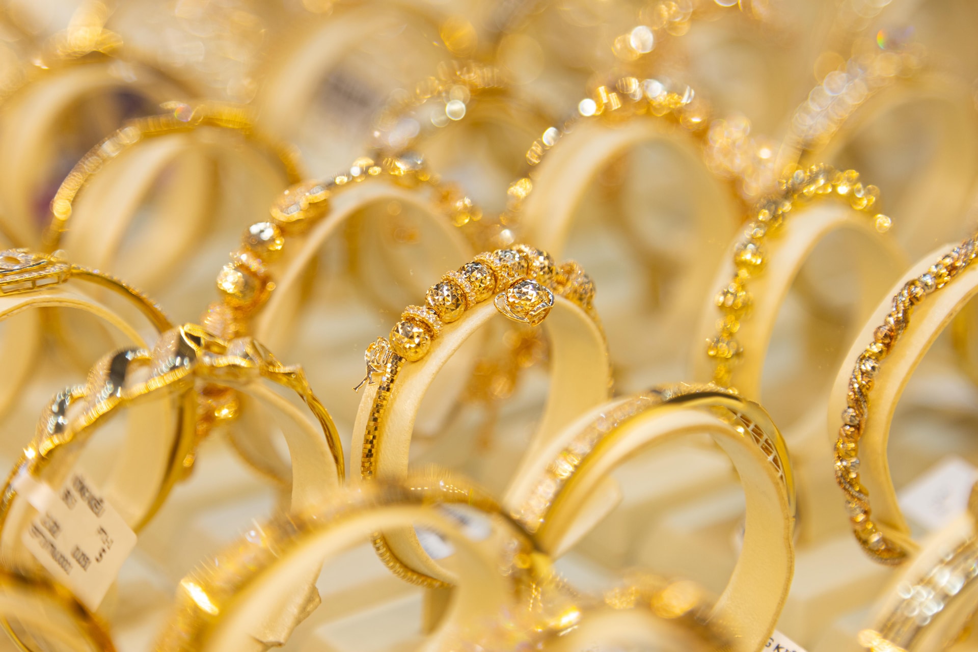 Giá vàng hôm nay lấy lại ngưỡng 4.000 USD/ounce. (Ảnh: Minh Đức).