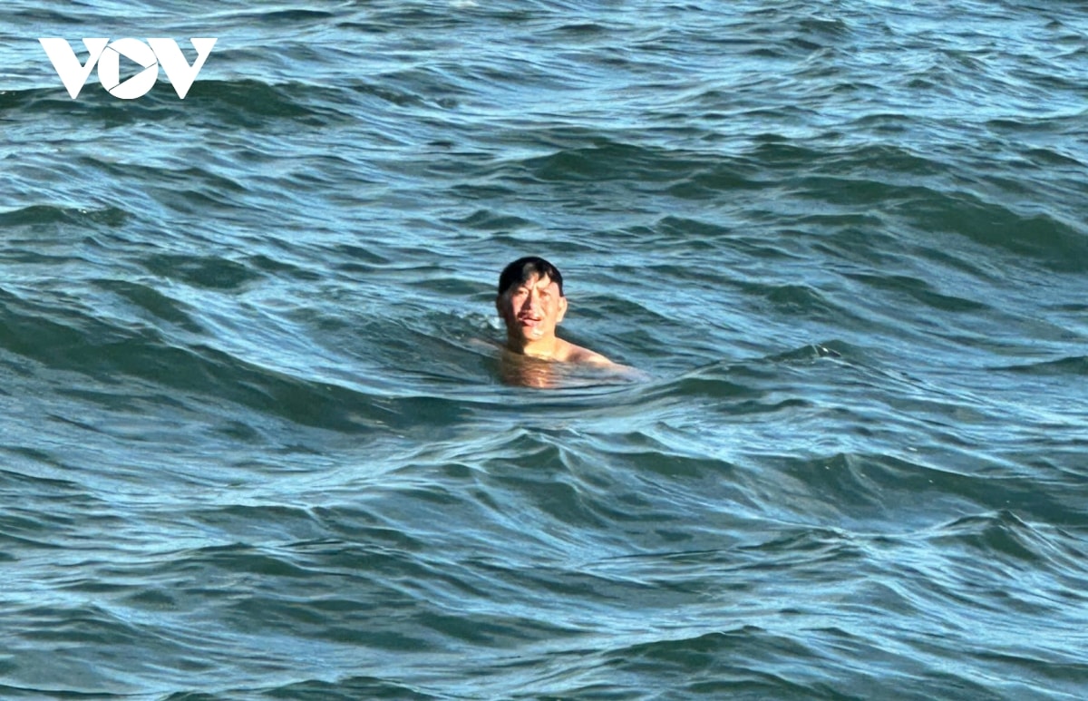 kỳ tích trên biển của 3 ngư dân lý sơn từ cõi chết trở về hình ảnh 7 ky tich tren bien cua 3 ngu dan ly son tu coi chet tro ve hinh anh 7