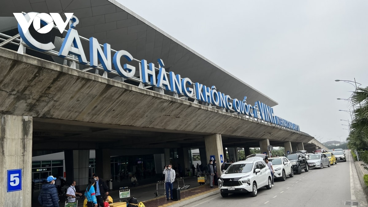 cang hang khong quoc te vinh du kien khai thac tro lai tu 19 12 hinh anh 1