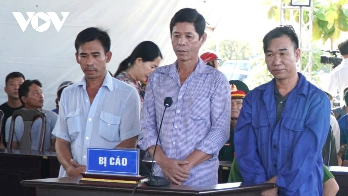 bốn người bị tuyên án tù vì vi phạm iuu hình ảnh 2 bon nguoi bi tuyen an tu vi vi pham iuu hinh anh 2