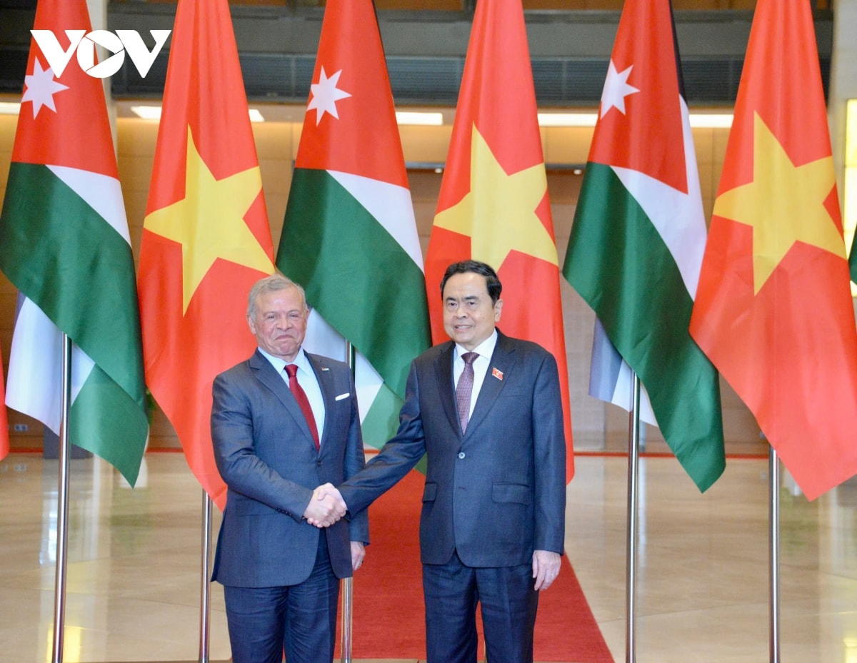 chủ tịch quốc hội trần thanh mẫn hội kiến quốc vương jordan hình ảnh 2 chu tich quoc hoi tran thanh man hoi kien quoc vuong jordan hinh anh 2