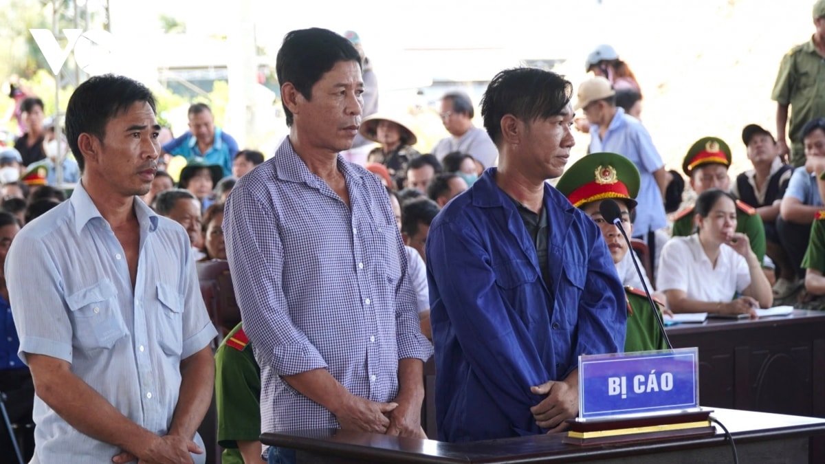 bốn người bị tuyên án tù vì vi phạm iuu hình ảnh 1 bon nguoi bi tuyen an tu vi vi pham iuu hinh anh 1