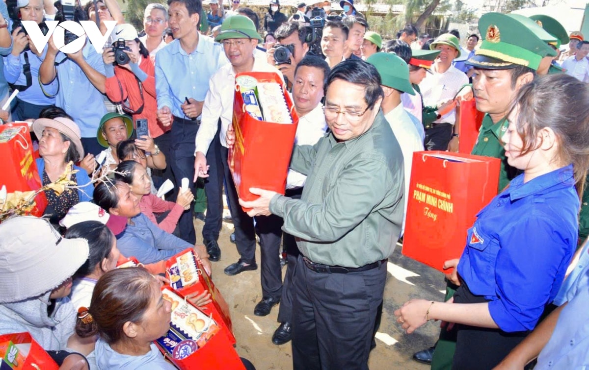 thu tuong Dai doan ket, dong vien nhan dan vuot qua kho khan hinh anh 1