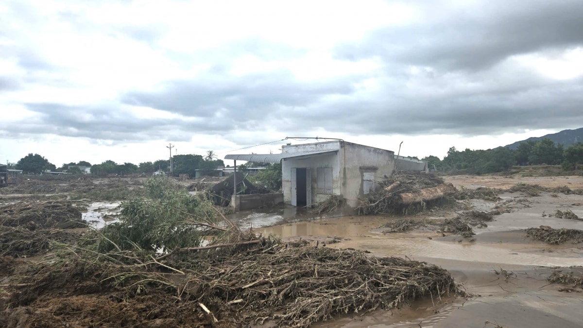 khởi tố vụ vỡ hồ chứa nước ở tuy phong gây hậu quả nghiêm trọng hình ảnh 3 khoi to vu vo ho chua nuoc o tuy phong gay hau qua nghiem trong hinh anh 3