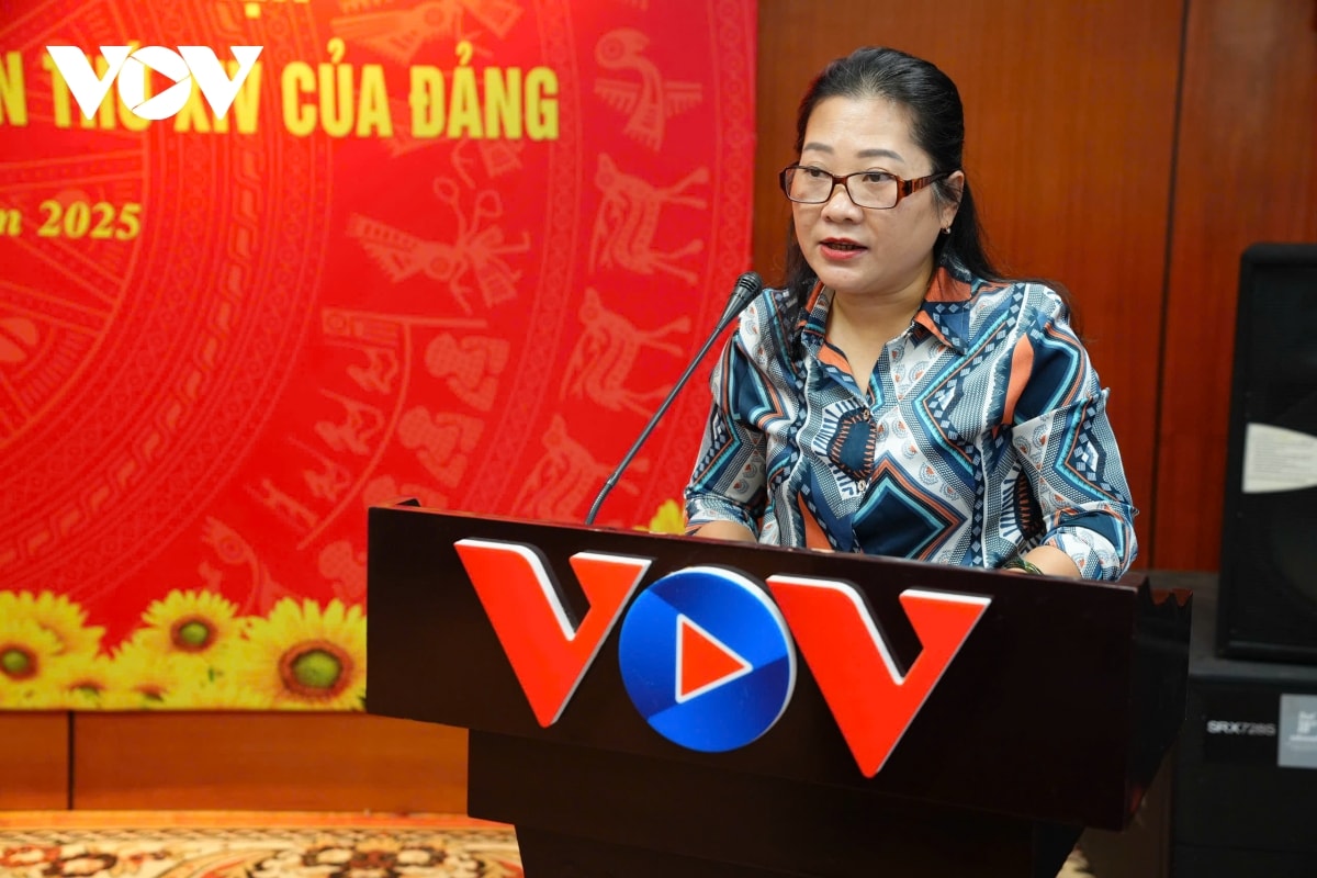 hoi nghi gop y du thao van kien Dai hoi xiv cua Dang tai vov hinh anh 17