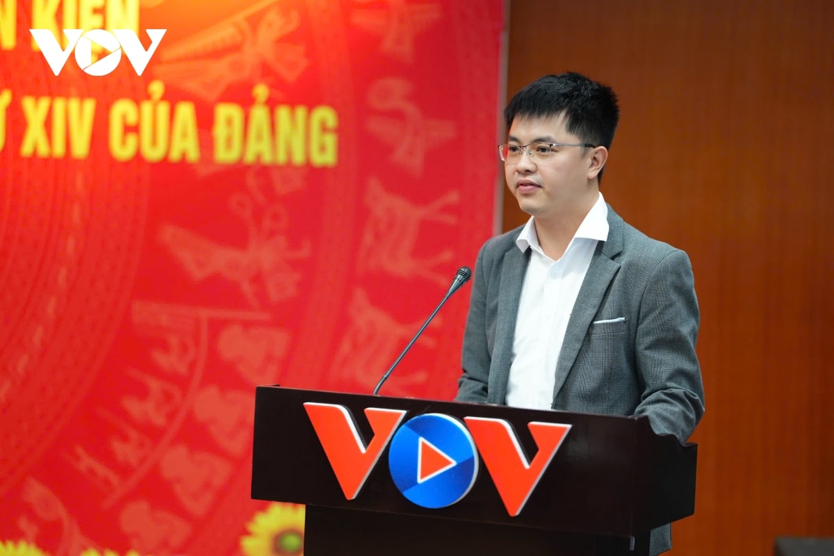 hoi nghi gop y du thao van kien Dai hoi xiv cua Dang tai vov hinh anh 18