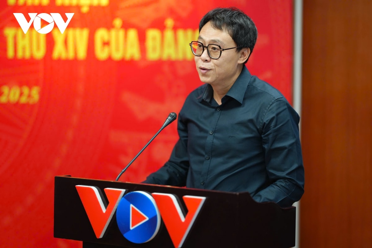 hoi nghi gop y du thao van kien Dai hoi xiv cua Dang tai vov hinh anh 10