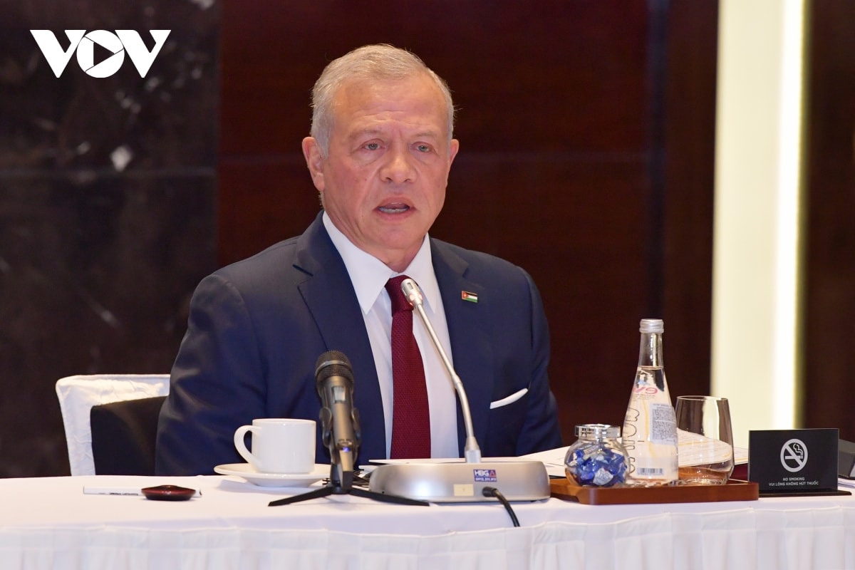 toan canh quoc vuong jordan lan dau tham chinh thuc viet nam hinh anh 8