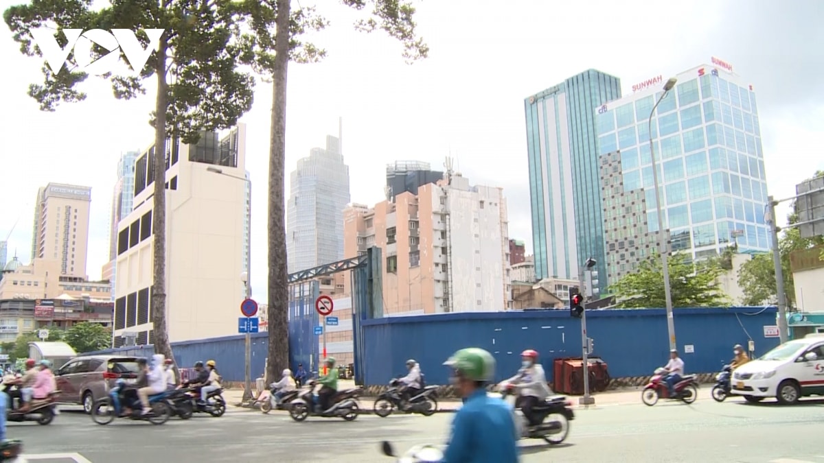 can xu ly hon 9.000 m dat vang thuong xa tax bi bo trong hinh anh 3