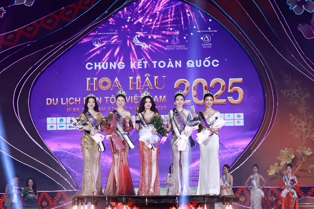 cô gái hà nội 20 tuổi đăng quang hoa hậu du lịch dân tộc việt nam 2025 hình ảnh 2 co gai ha noi 20 tuoi dang quang hoa hau du lich dan toc viet nam 2025 hinh anh 2