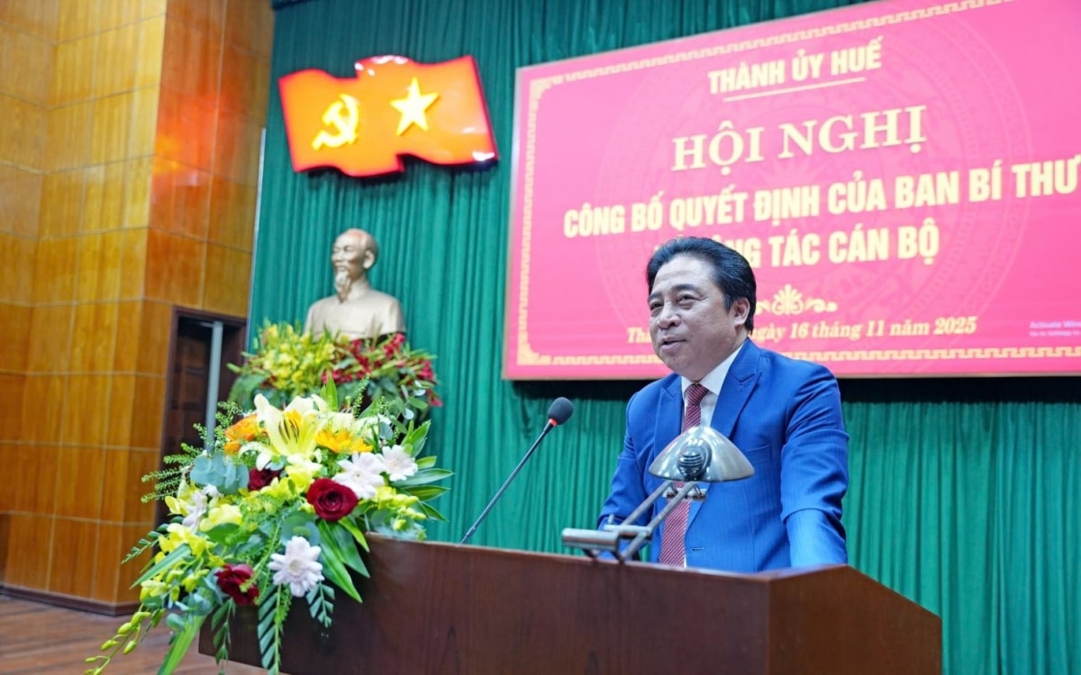 chu tich tinh khanh hoa nguyen khac toan giu chuc pho bi thu thanh uy hue hinh anh 3