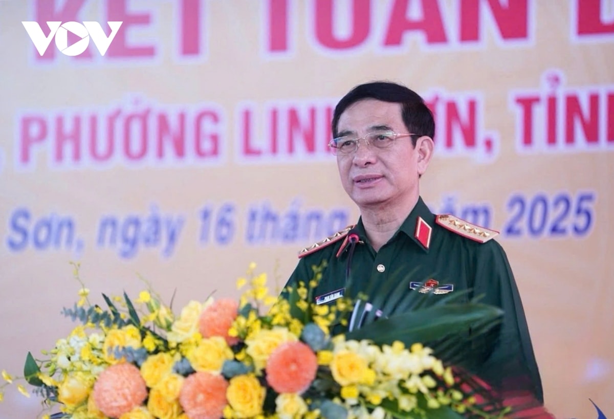 Đại tướng phan văn giang dự ngày hội Đại đoàn kết tại thái nguyên hình ảnh 2 Dai tuong phan van giang du ngay hoi Dai doan ket tai thai nguyen hinh anh 2