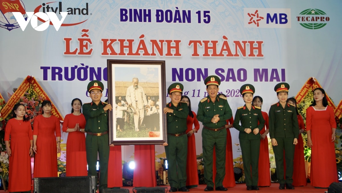 quan doi xay truong mam non 20 ty dong tang hoc tro vung bien gia lai hinh anh 2