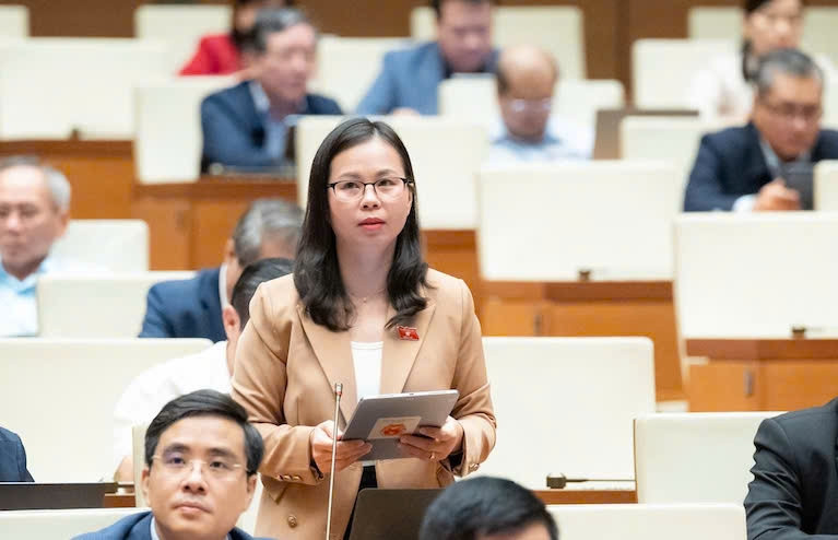 miễn học phí nhưng phụ huynh vẫn nặng gánh vì chi phí tăng hình ảnh 2 mien hoc phi nhung phu huynh van nang ganh vi chi phi tang hinh anh 2