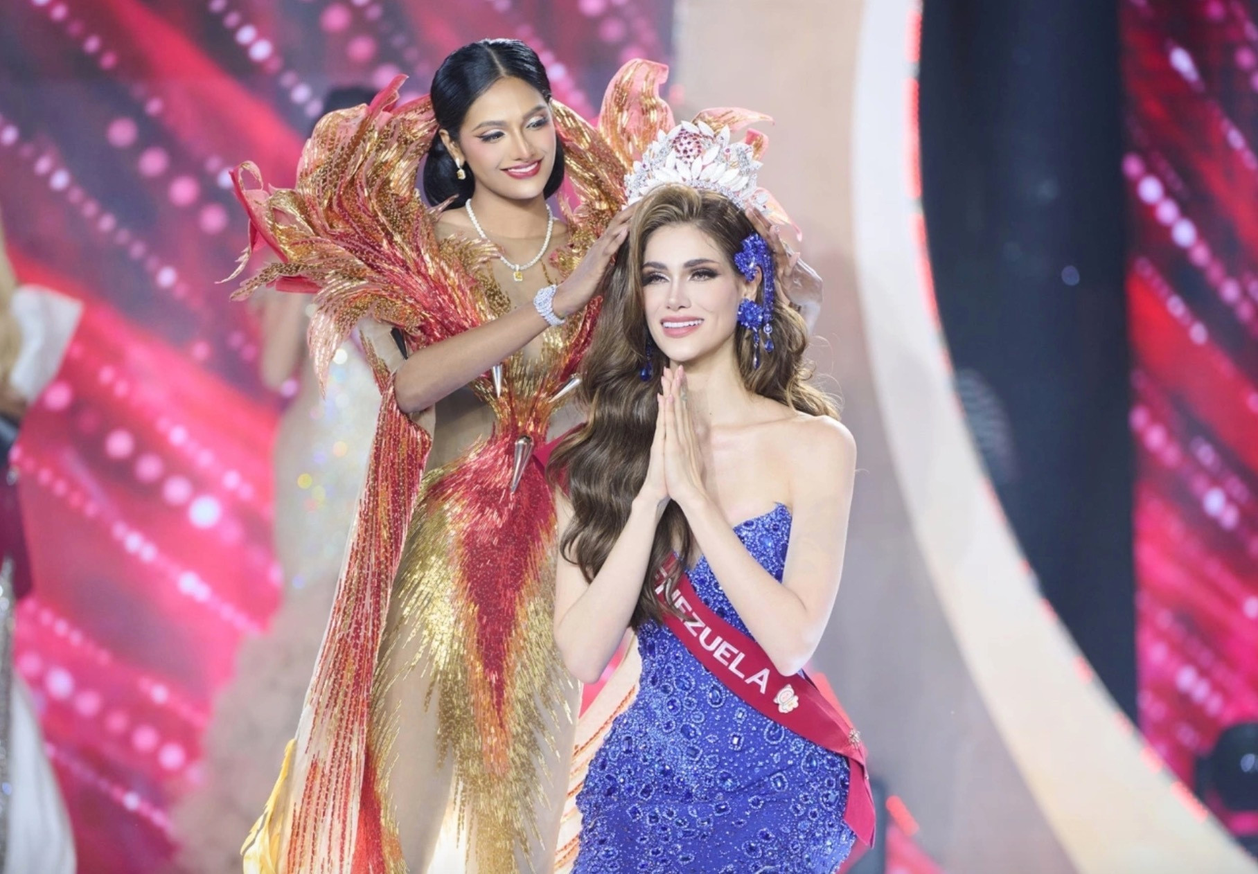 Chung kết Miss Charm 2025 vừa diễn ra tại Việt Nam với ngôi vị cao nhất thuộc về Anna Blanco - đại diện Venezuela.